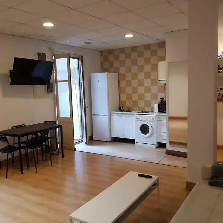 Donostia Parking Included Apartman *